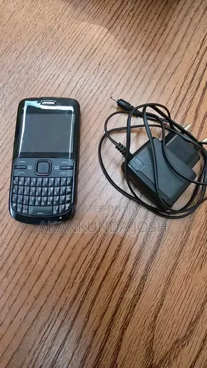 New Nokia C3 Black
