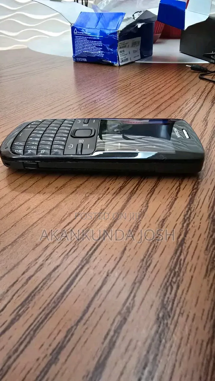 New Nokia C3 Black
