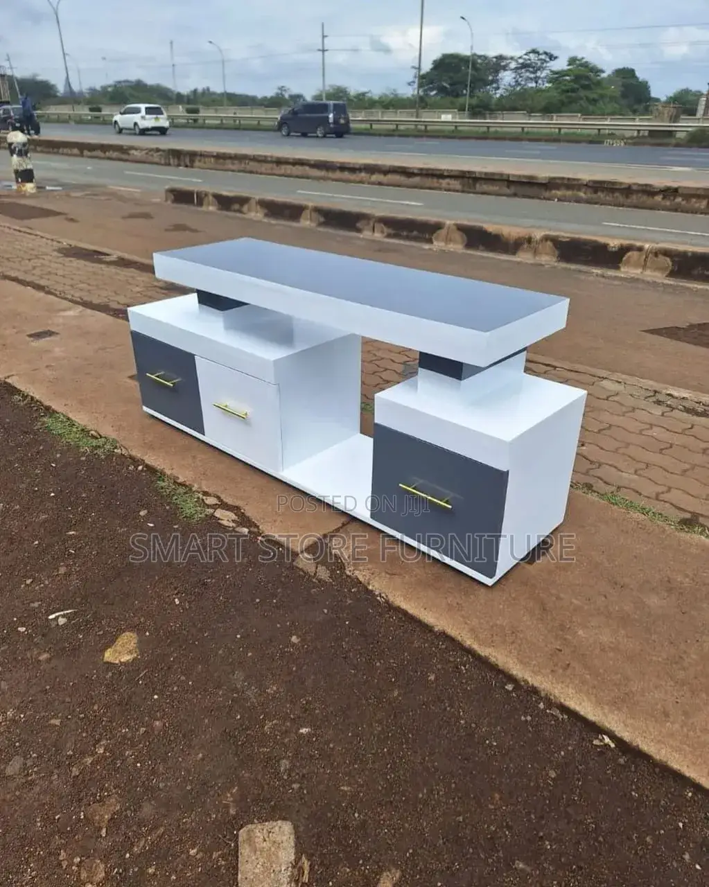 Tv Stand/Tv Stand White and Gray Colour
