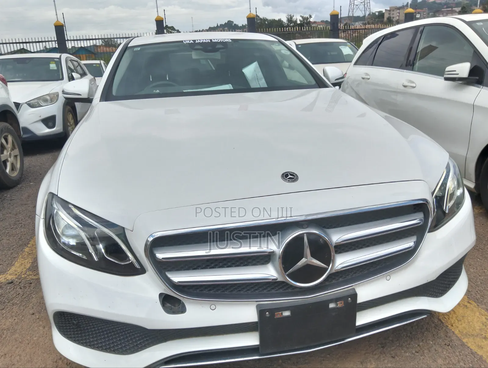 Mercedes-Benz E220 2017 White
