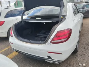 Mercedes-Benz E220 2017 White
