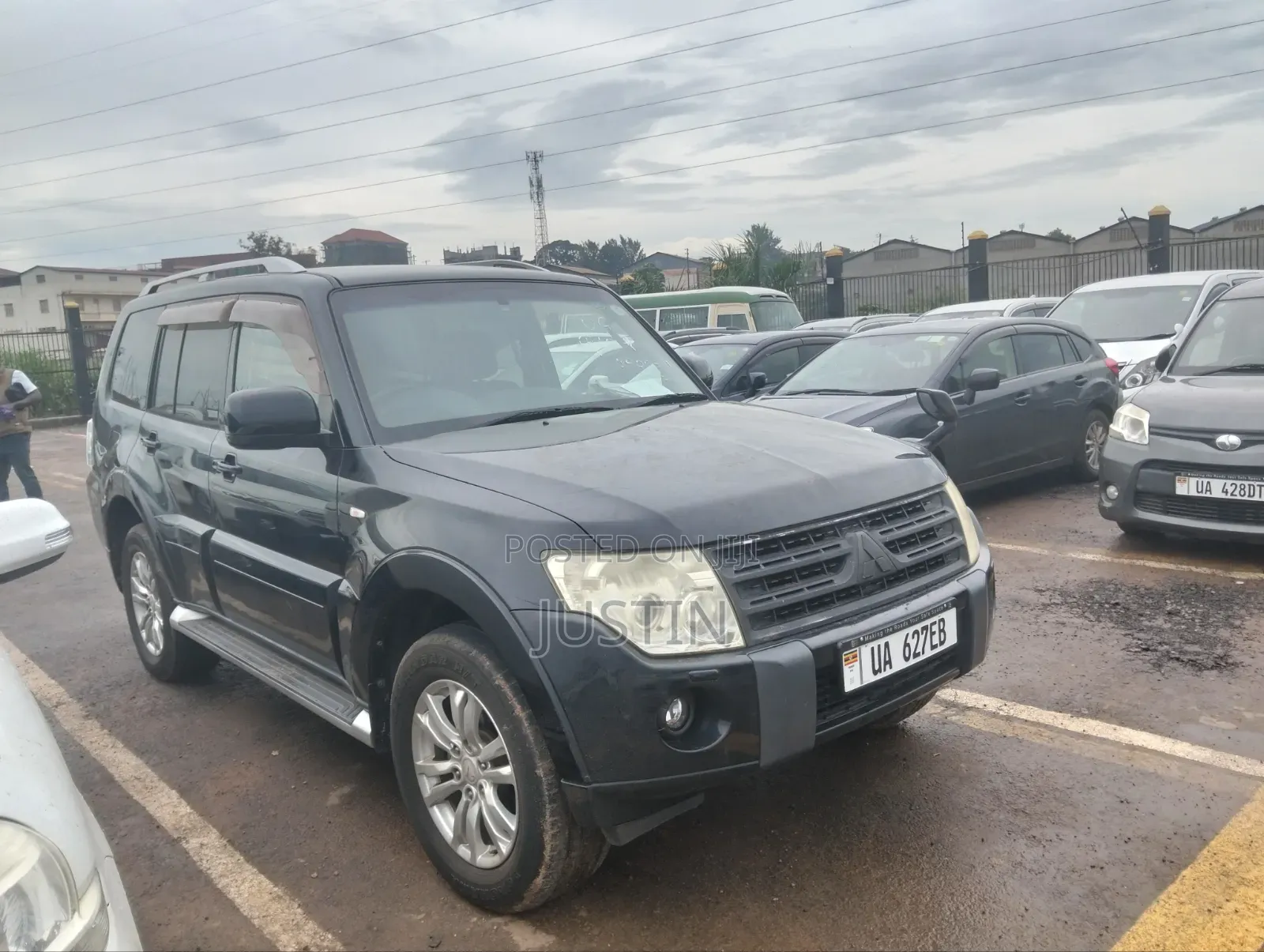 Mitsubishi Pajero 3.0 2012 Black