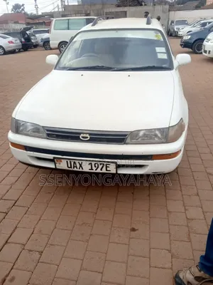 Toyota Corolla 1998 White