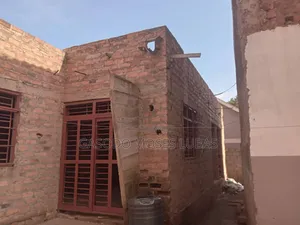 8bdrm Block of Flats in Jinja City for sale