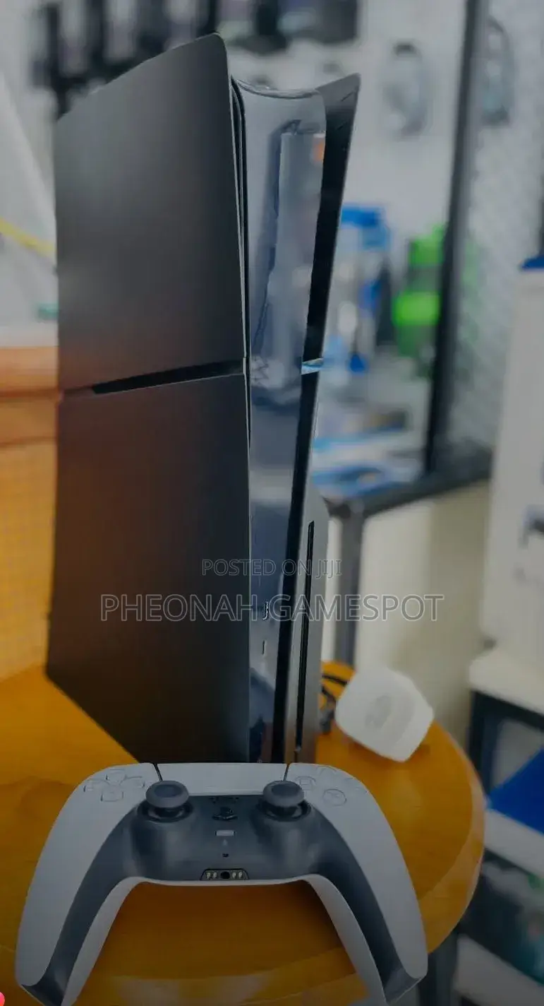 Second Hand Playstation 5 Slim Disc Version