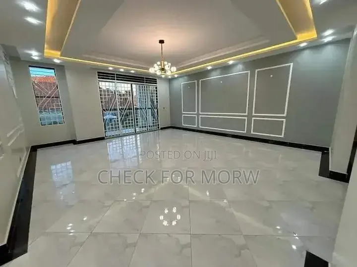 5bdrm Duplex in Munyonyo, Makindye for rent