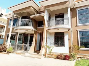 5bdrm Duplex in Munyonyo, Makindye for rent