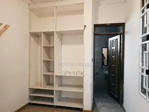 5bdrm Duplex in Munyonyo, Makindye for rent