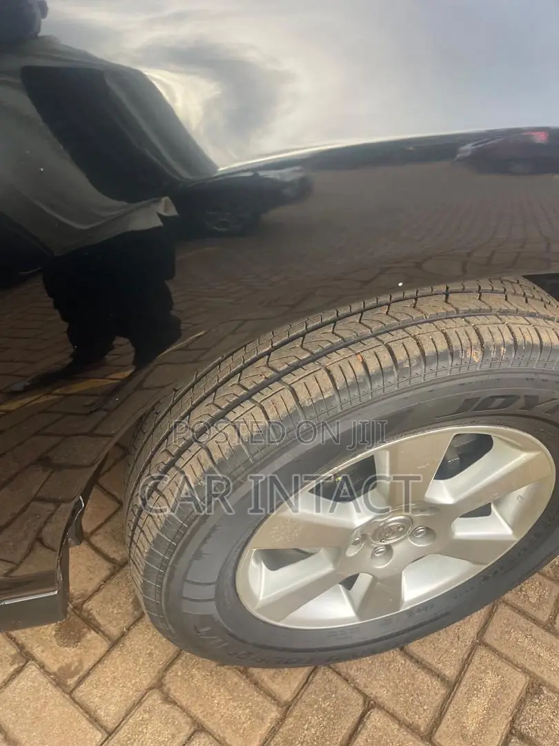 Toyota Harrier 2.4 2008 Black