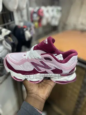 New Balance 9060