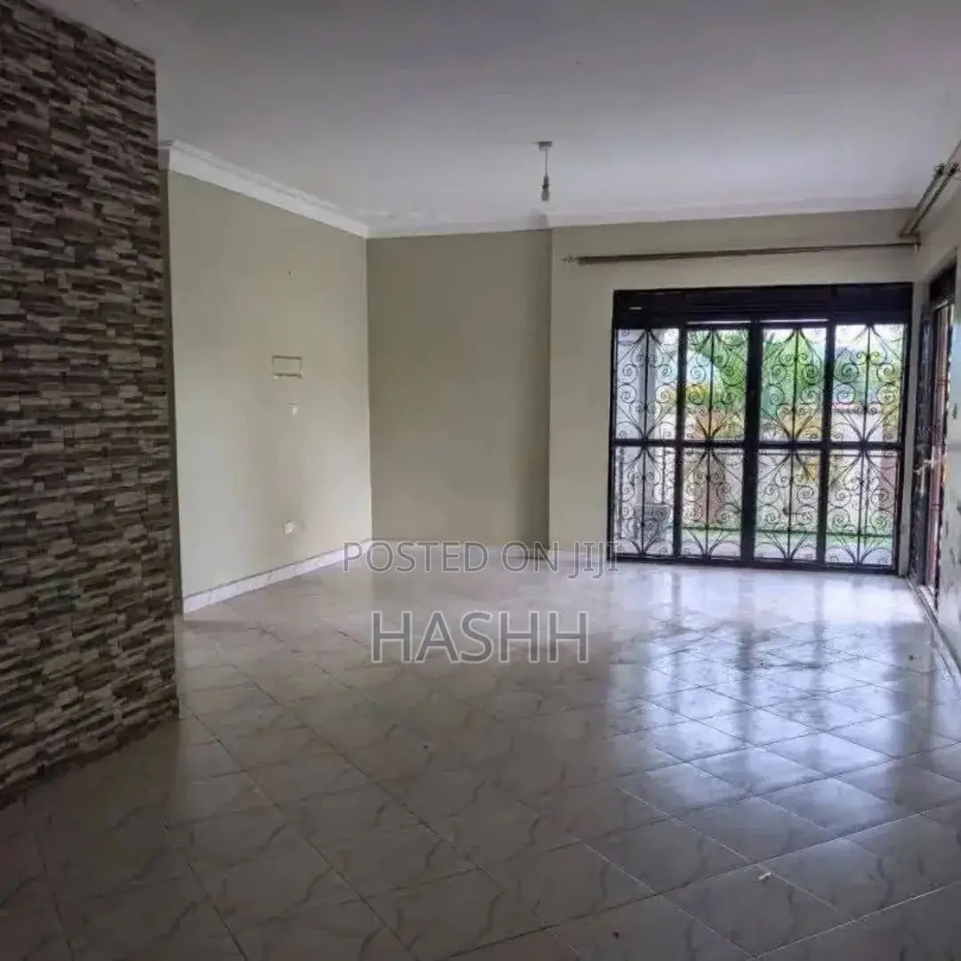 5bdrm Bungalow in Kasangati Kiti, Wakiso / Wakiso for sale