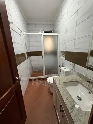 3bdrm Apartment in Muyenga, Central Division for rent