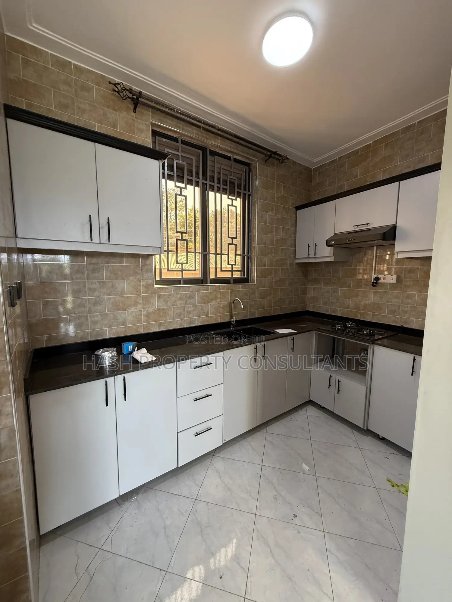1bdrm Apartment in Muyenga, Central Division for rent