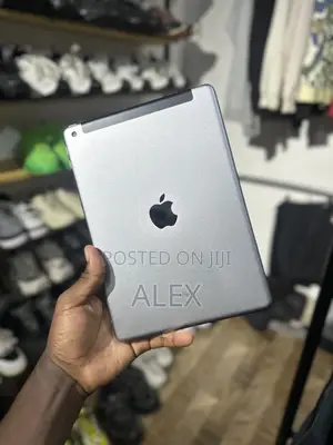Apple iPad 10.2 (2020) 32 GB Silver