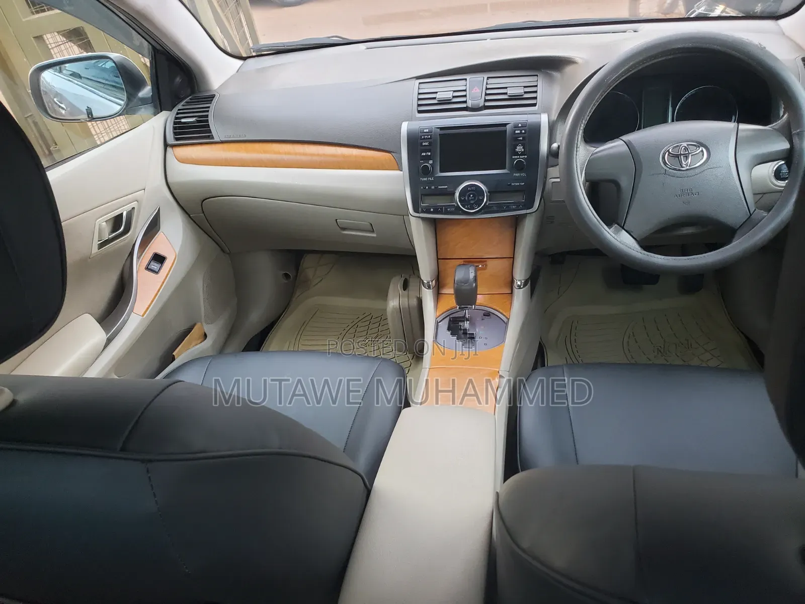 Toyota Premio 2010 Silver