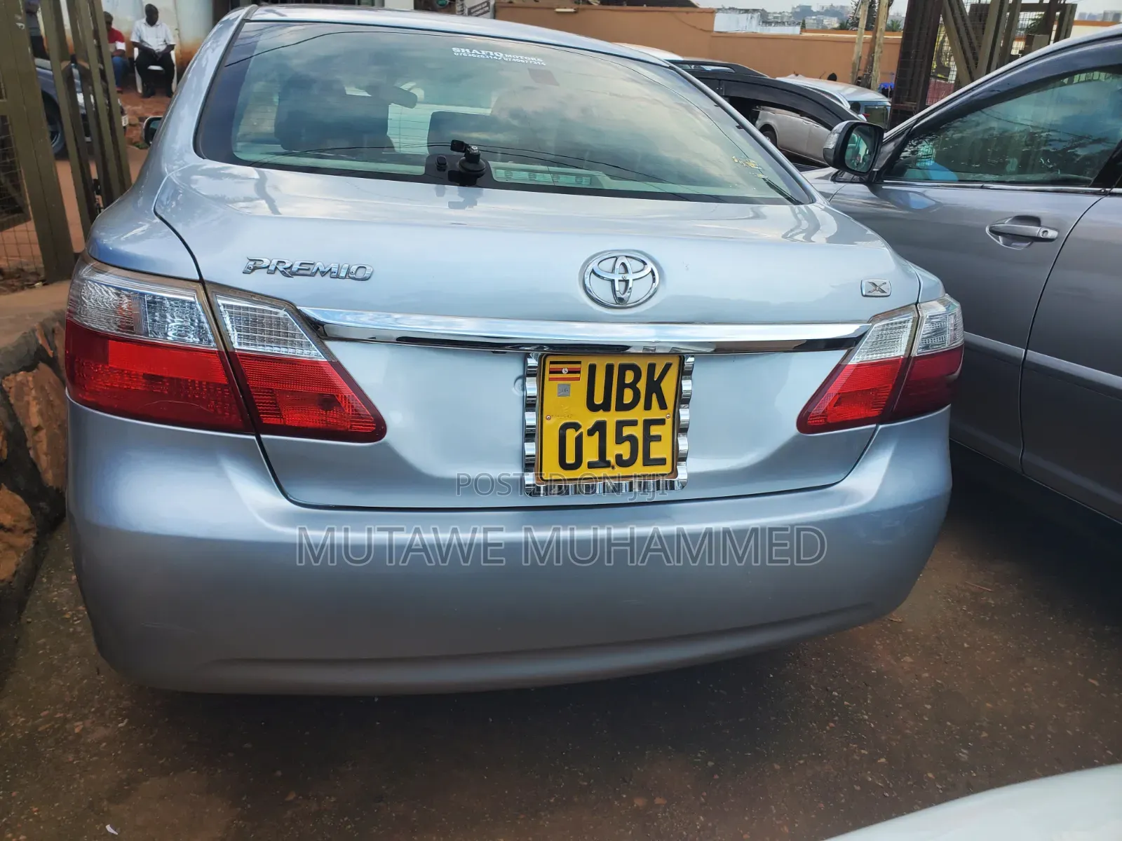 Toyota Premio 2010 Silver