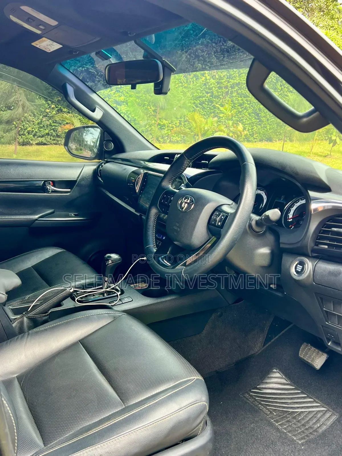 Toyota Hilux 2017 Gray