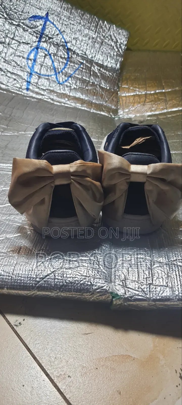 Woman's Shoe's