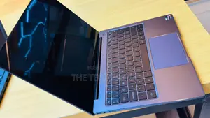 New Laptop Asus Zenbook 14 UX434 8GB AMD Ryzen SSD 512GB