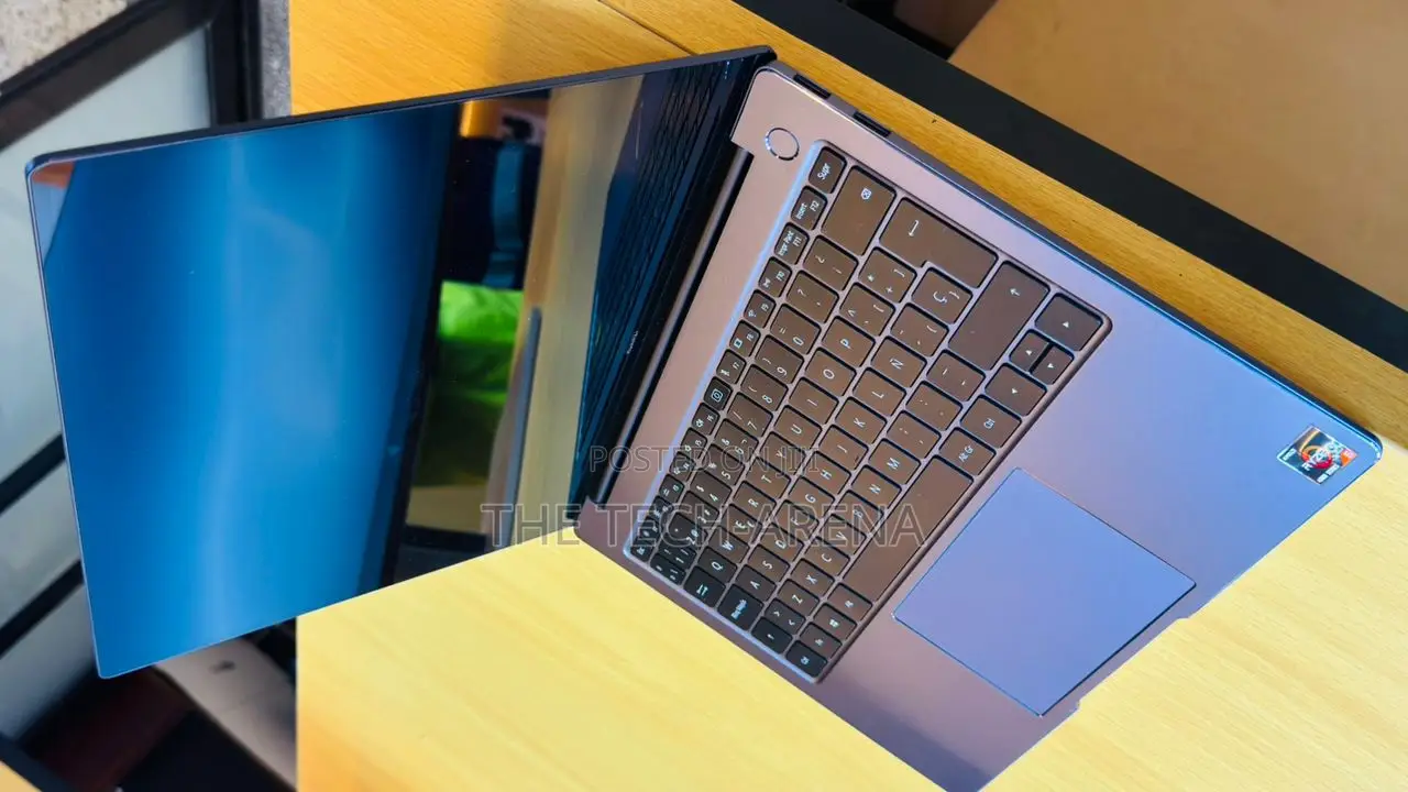 New Laptop Asus Zenbook 14 UX434 8GB AMD Ryzen SSD 512GB