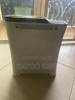 Xbox 360 Console With One Pad