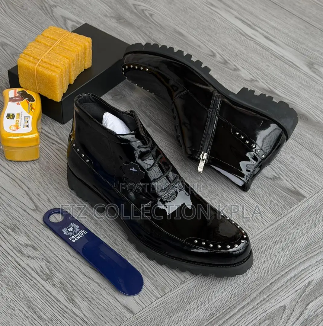 Noir Zip Shine Black Ankle Boot