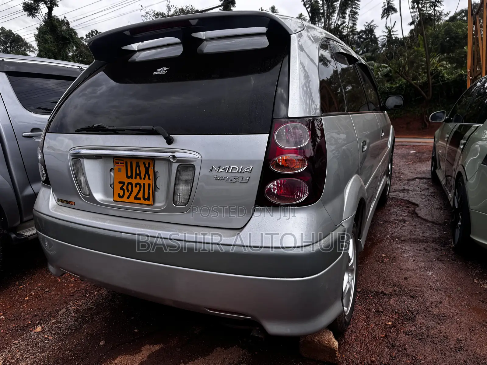 Toyota Nadia 2002 Silver