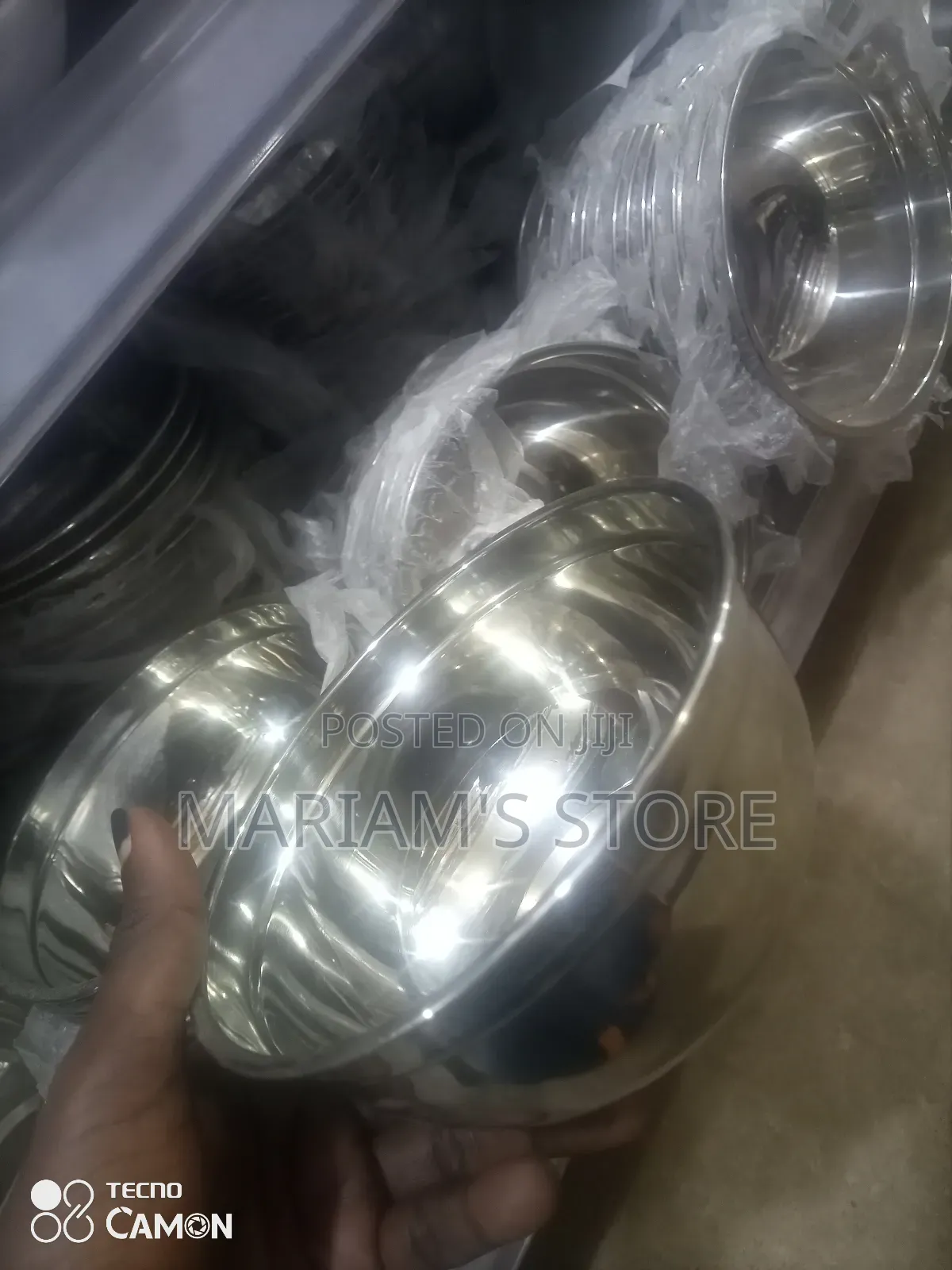 Stainless Steel Mixing Bowls With a Polished Mirror Finish Interior