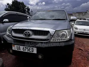 Toyota Hilux 2007 Silver