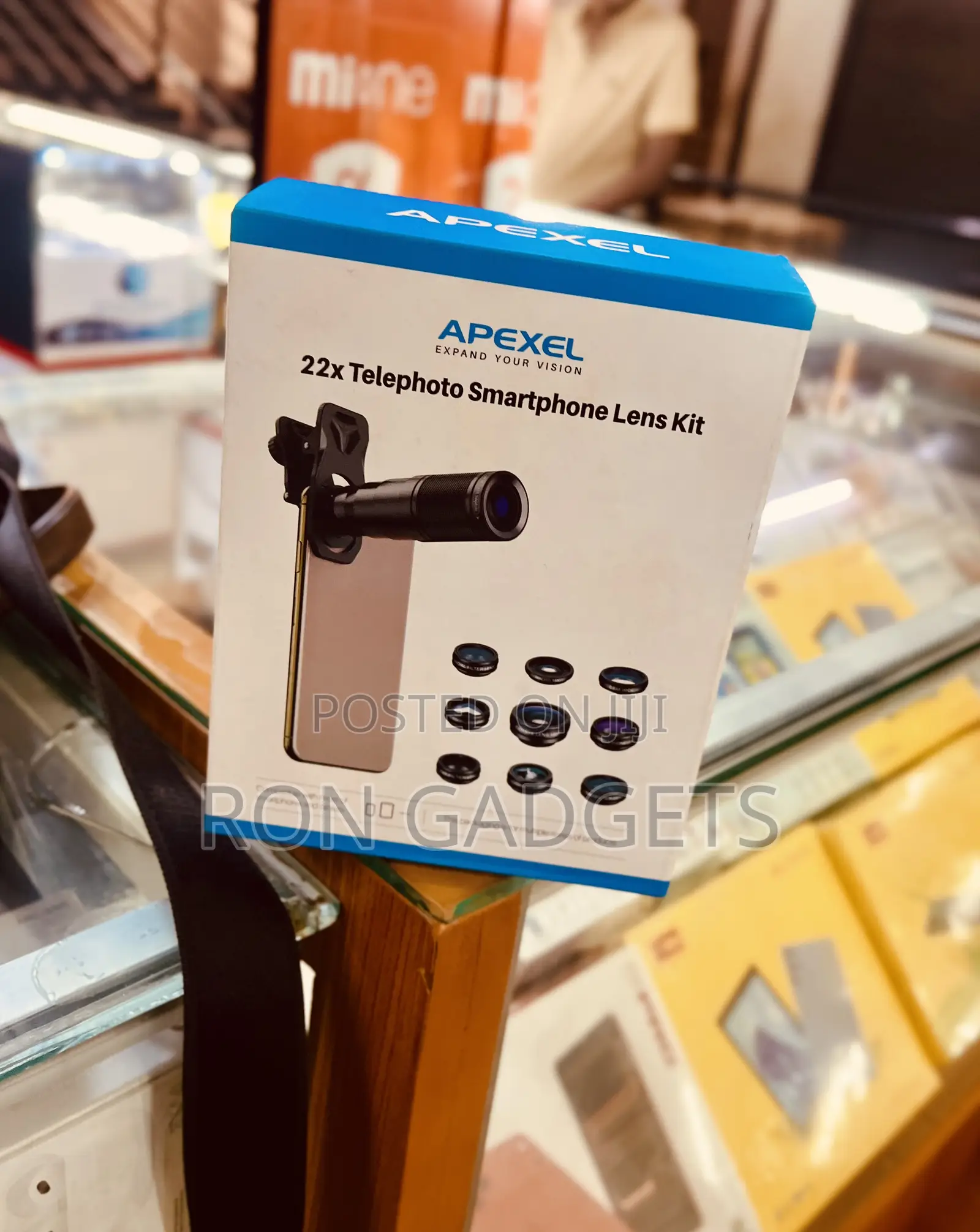 Apexel 22x Lens Kit