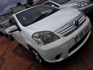 Toyota Raum 2006 White