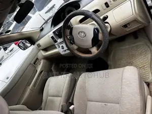 Toyota Raum 2006 White