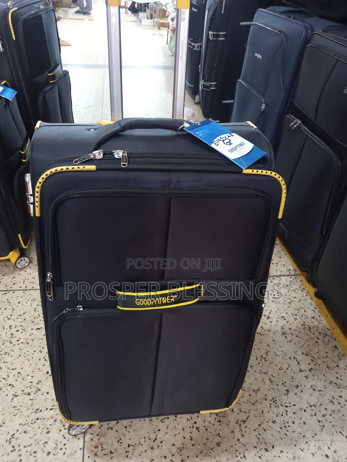 Medium Fabricsuitcases