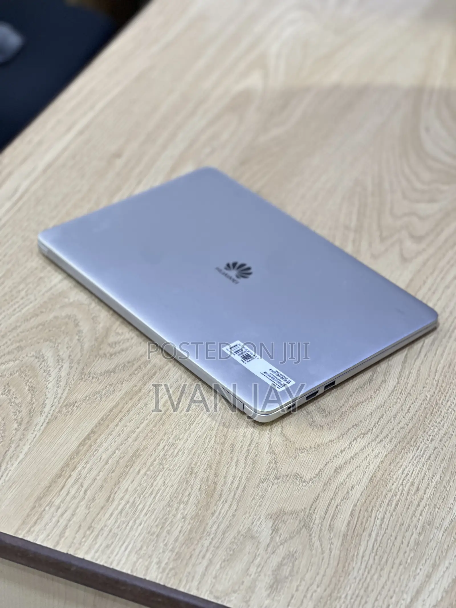 New Laptop Huawei MateBook 13 WRT-W29E 8GB AMD Ryzen 5 SSD 256GB