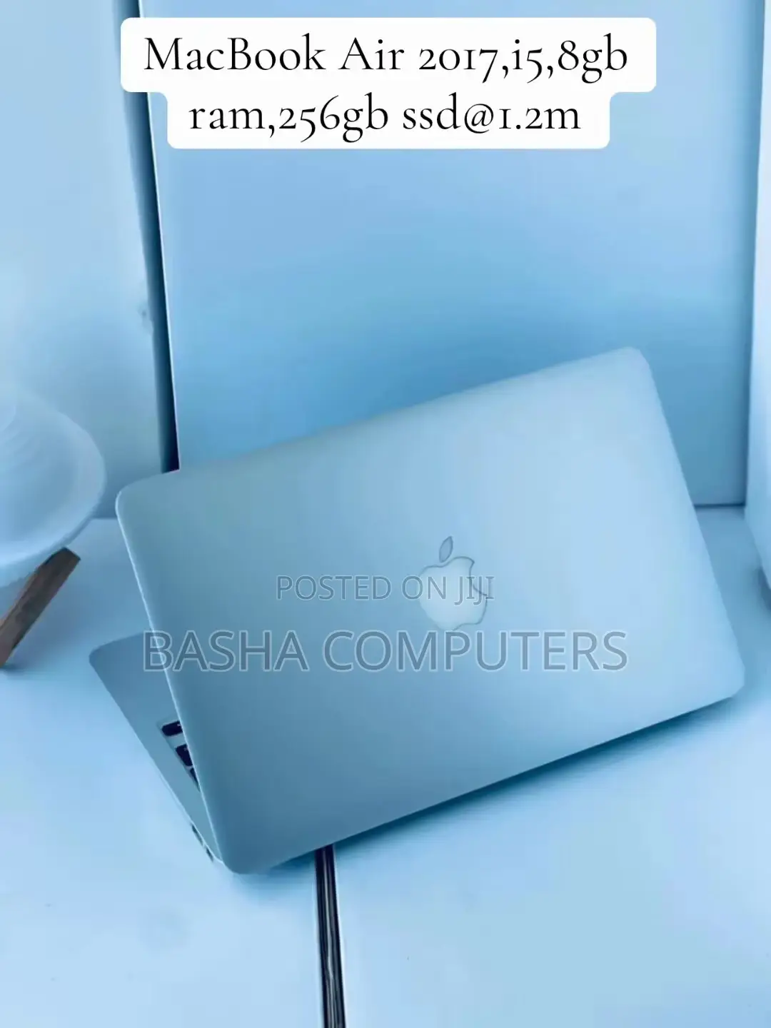 New Laptop Apple MacBook Air 8GB Intel Core i5 SSD 256GB