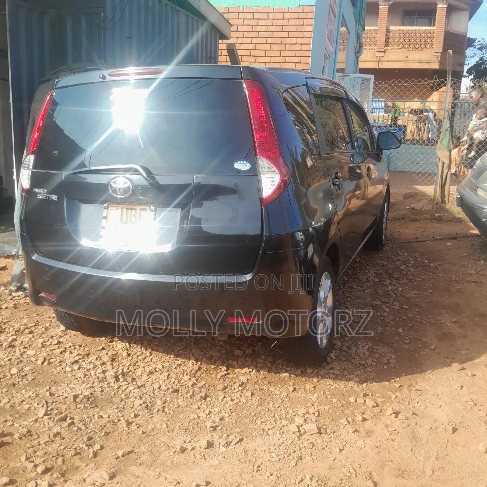 Toyota Passo Sette 2012 Black