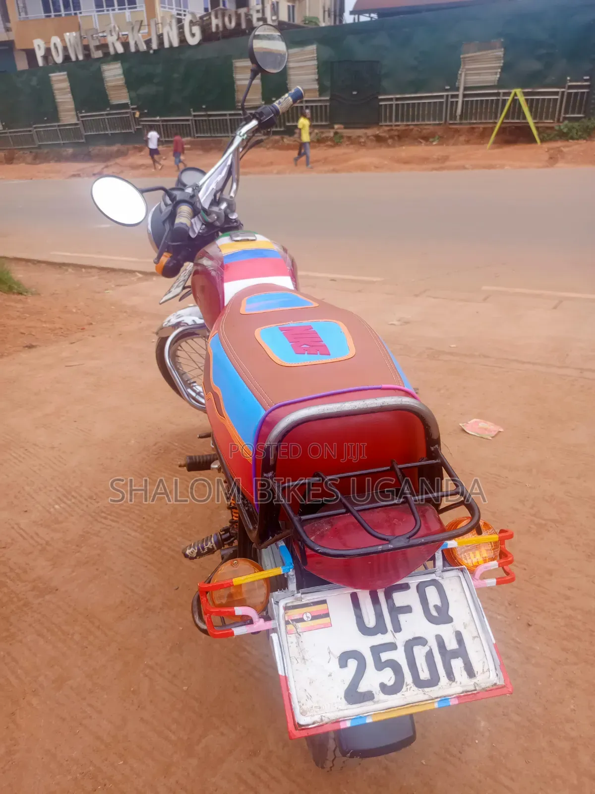 Bajaj Boxer 2024 Red