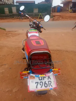 Bajaj Boxer 2024 Red