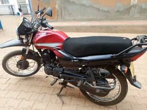 Hero Hunter 150 2023 Red