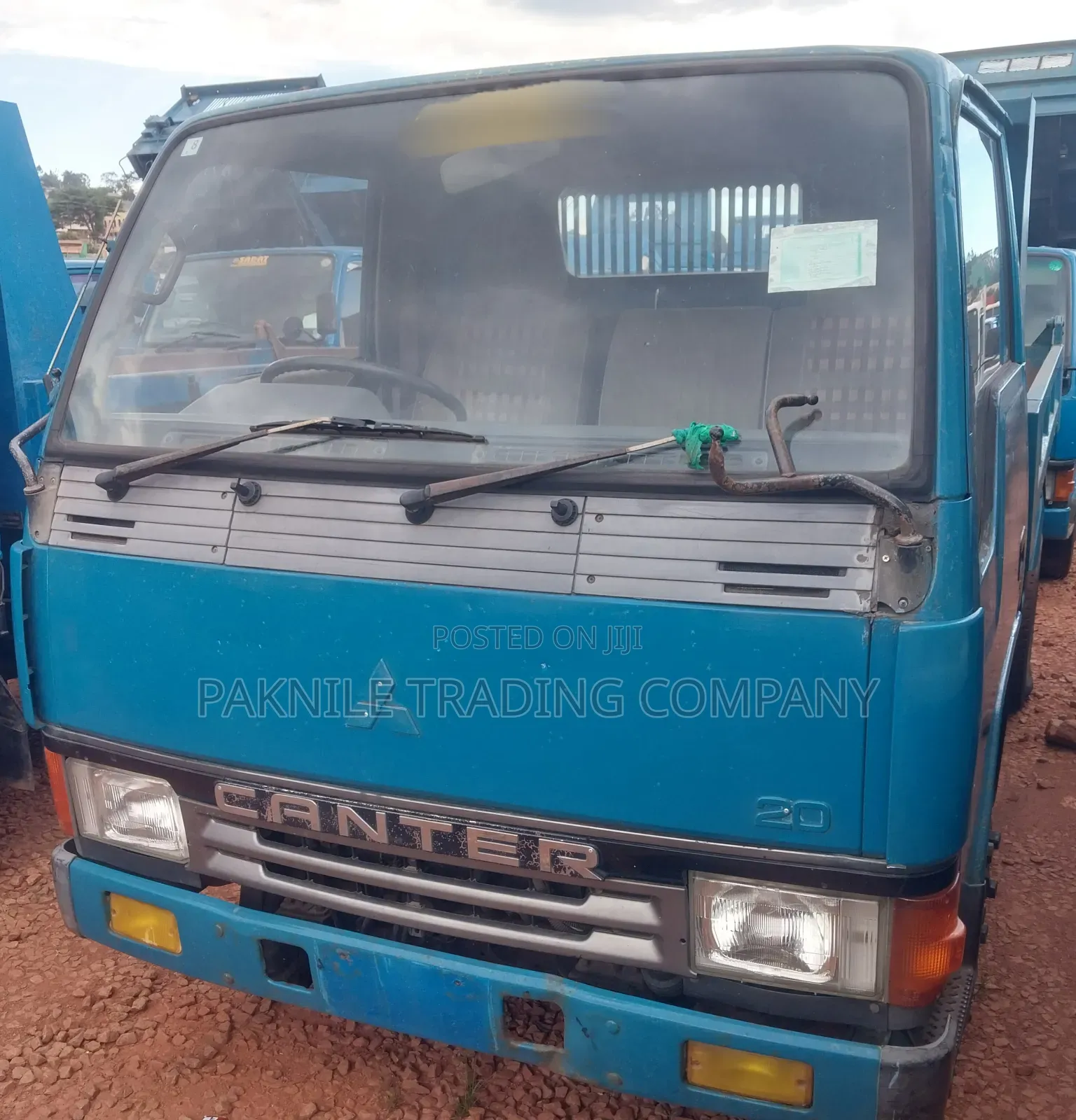 Mitsubishi Canter 1992 Blue
