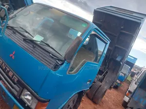 Mitsubishi Canter 1993
