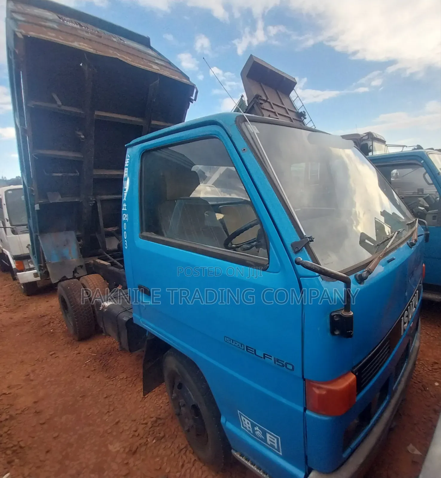 Isuzu Elf 1992 Blue