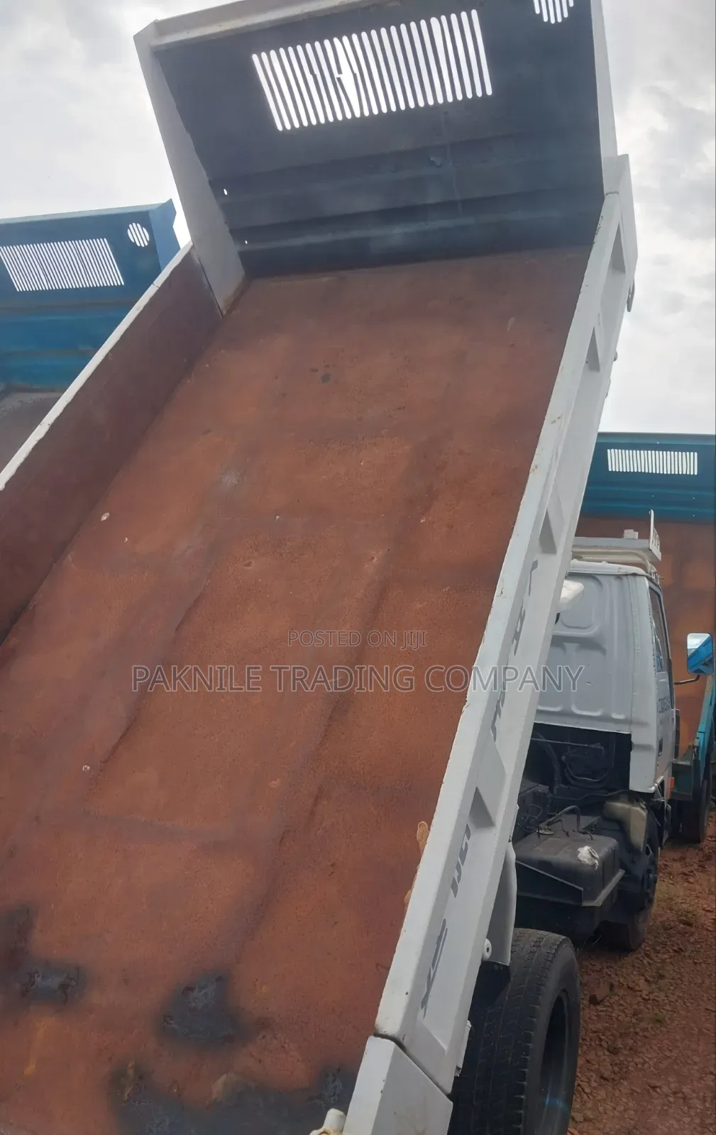 Mitsubishi Canter 2 Ton Dump Truck