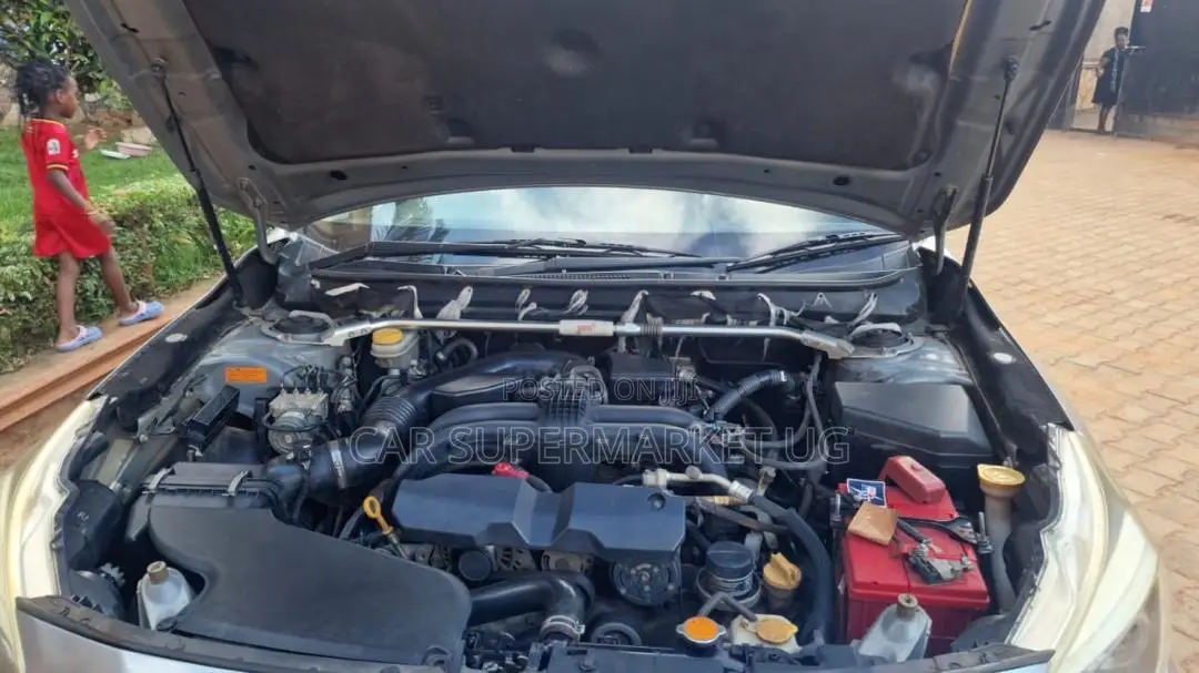Subaru Legacy 2015 Silver