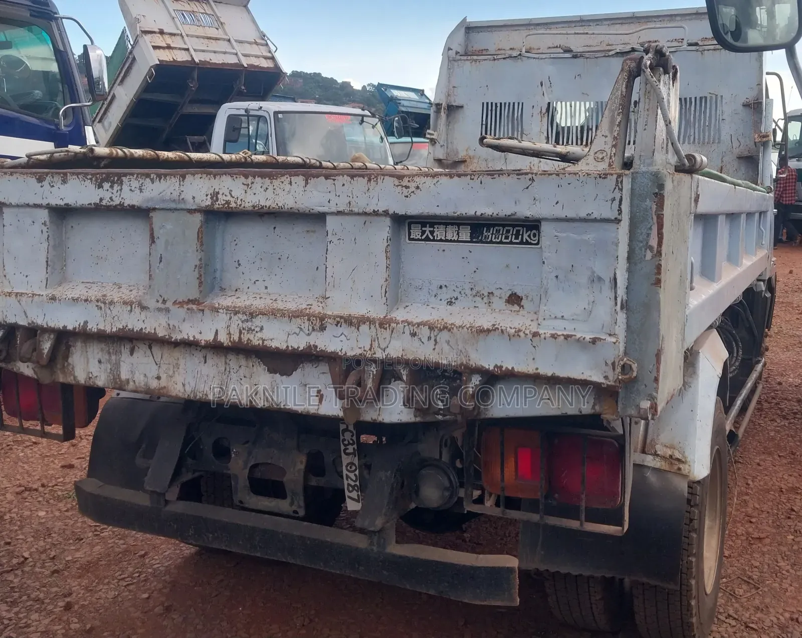 Hino 4 Ton Dump Truck White
