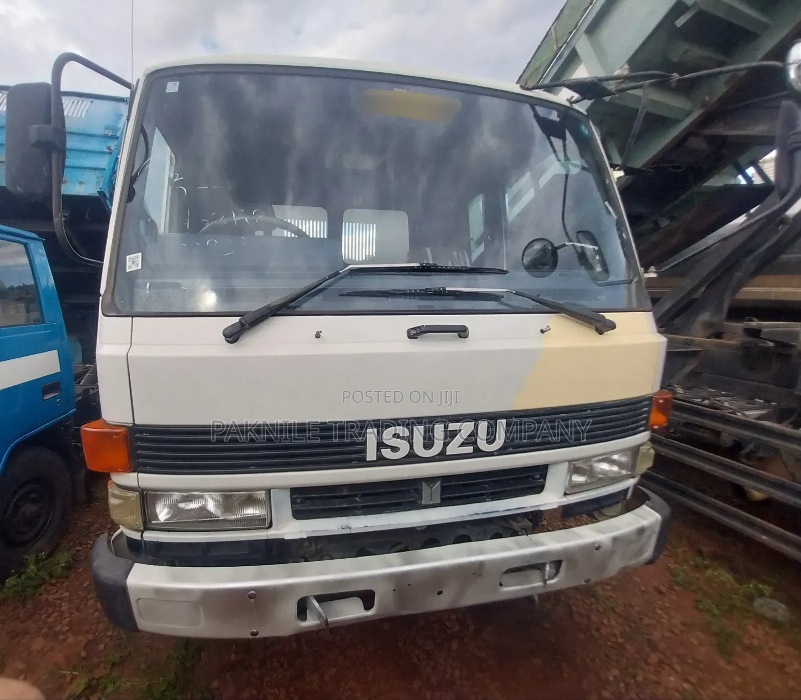 Isuzu Elf 4 Ton White 1992