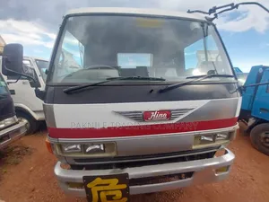 Hino 4 Ton Dump Truck 1991