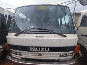Isuzu 4 Ton Dump Truck 1992