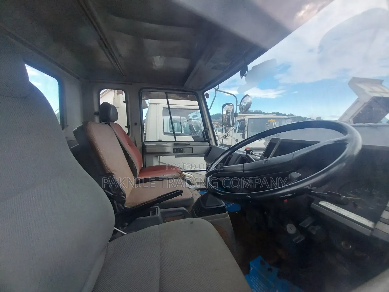 Isuzu 4 Ton Dump Truck 1992