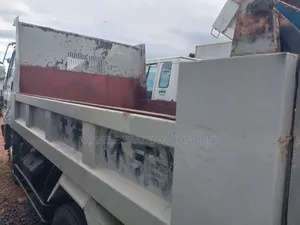 Hino 4 Ton Dump Truck 1991 White